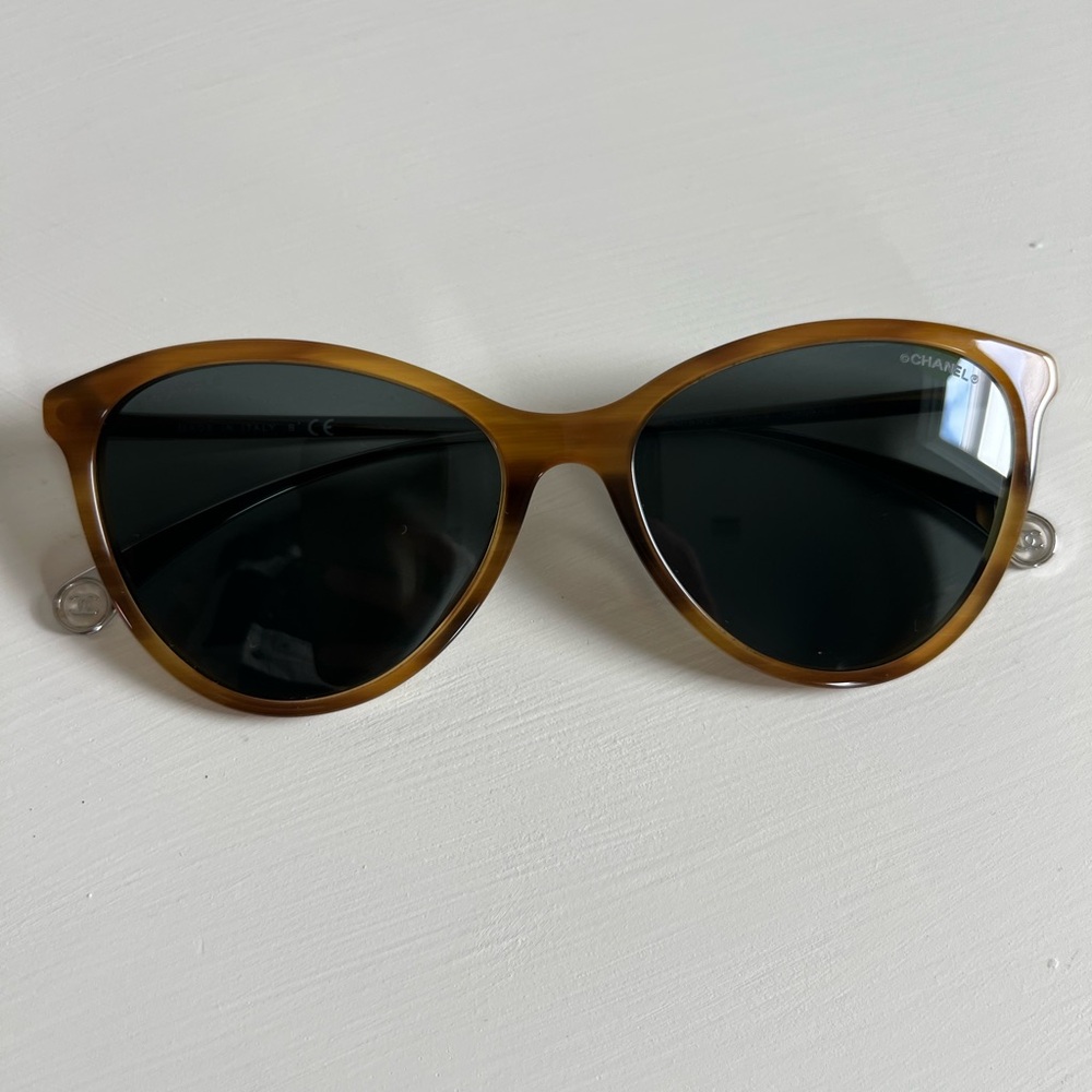 CHANEL Sunglasses Tortoise/Silver